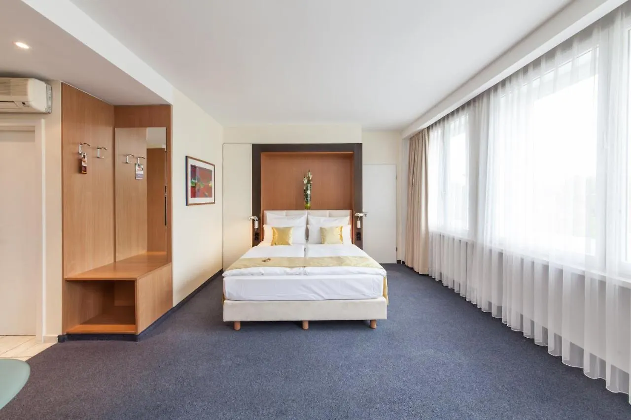 Novum Hotel Ambassador Hamburgo
