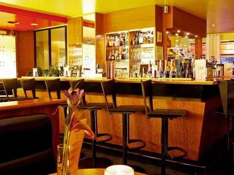 Novum Hotel Ambassador Hamburg 3*,